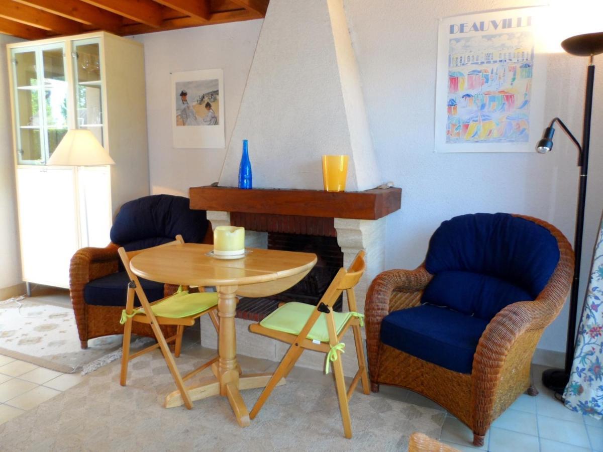 Charmant Cottage Normand Avec Jardin, Proche Hippodrome, Piscine Chauffee Et Tennis, Parking Prive - Fr-1-487-288 Cabourg Exterior photo