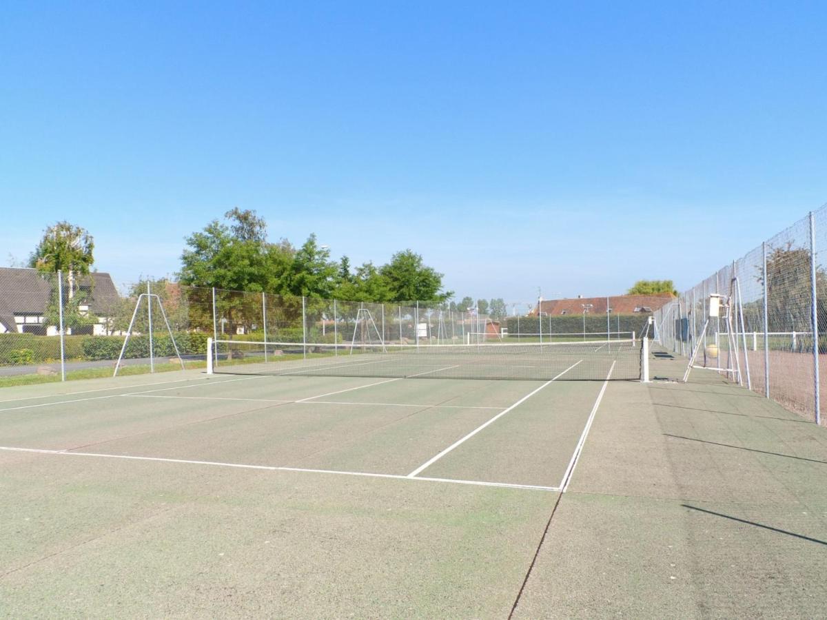 Charmant Cottage Normand Avec Jardin, Proche Hippodrome, Piscine Chauffee Et Tennis, Parking Prive - Fr-1-487-288 Cabourg Exterior photo